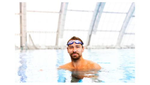 HE Swims